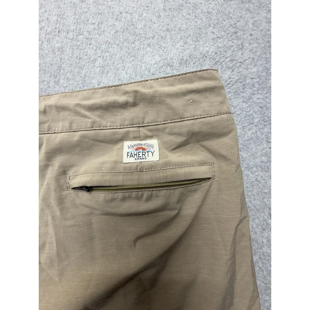 Faherty All Day Shorts Mens 40 Beige Chino 8 Inseam Drawstring Stretch Casual